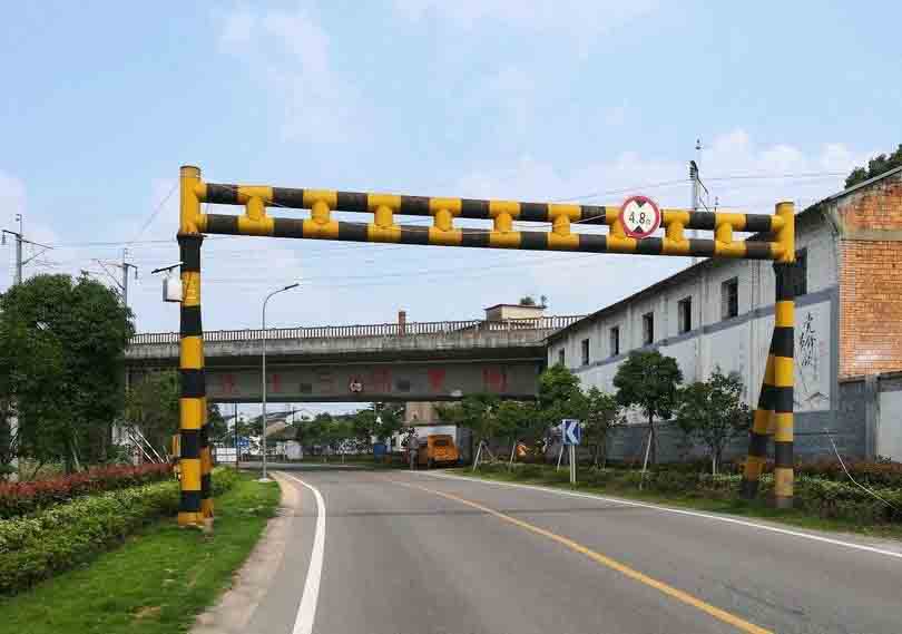 大同铁路限高架